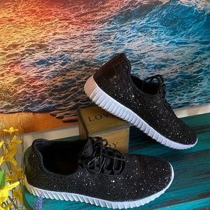 Women black GLITTER SNEAKERS, comfortable excellent condition.